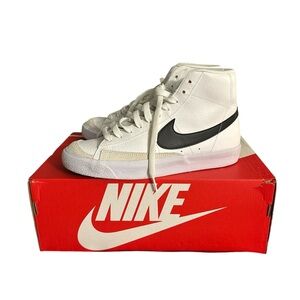 Nike Blazer Mid ‘77 White and Black Sneakers